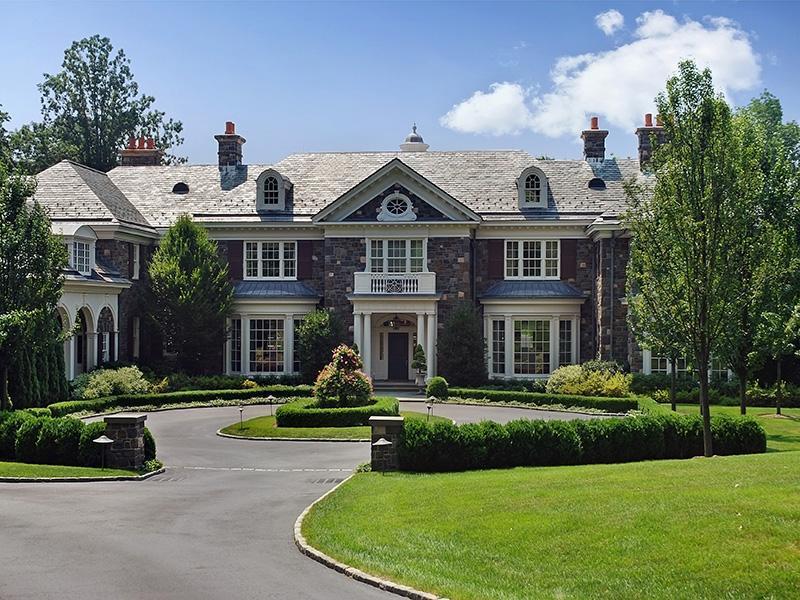 Large Single Family Home in Westchester, NY