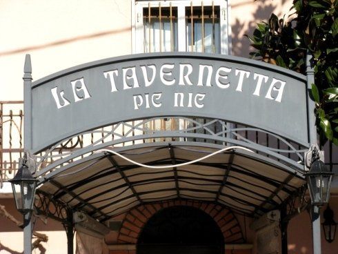insegna la tavernetta