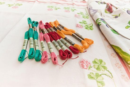 Tre colori di filati