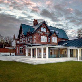 commercial roofing specialists