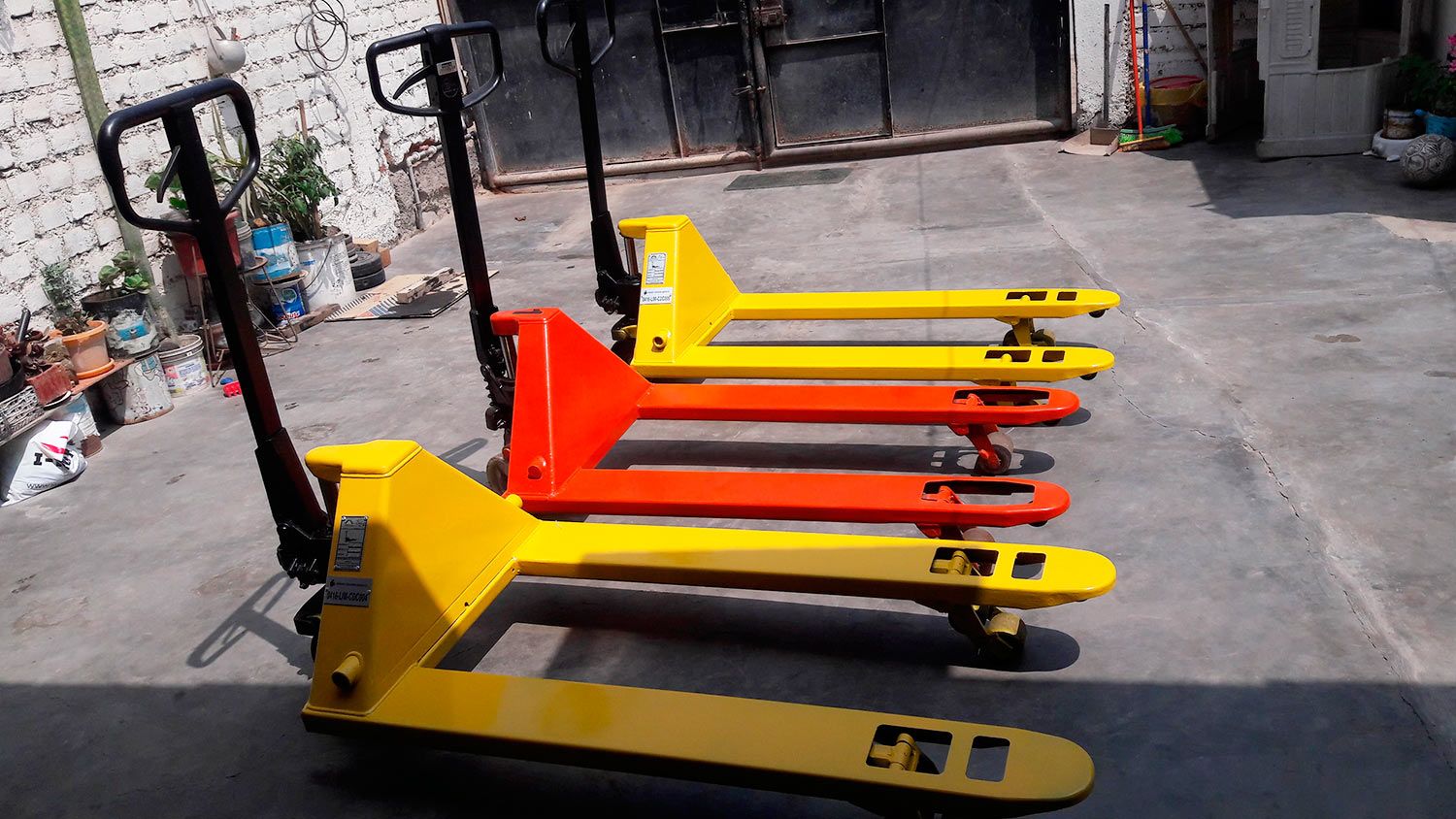 Multiservicios Gamor S.A.C. - Venta y alquiler de carretillas hidráulicas