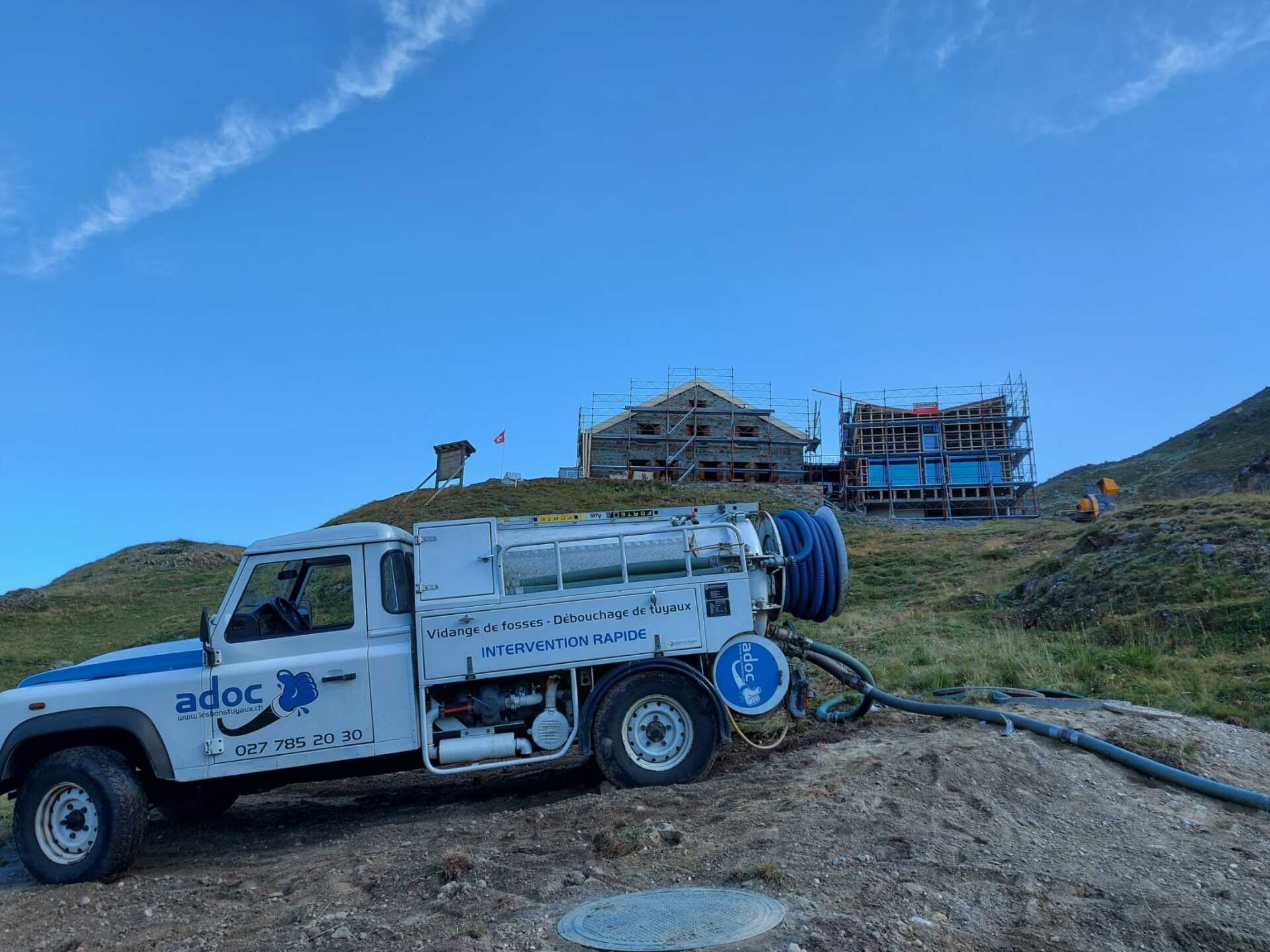 Camion Adoc assainnissement