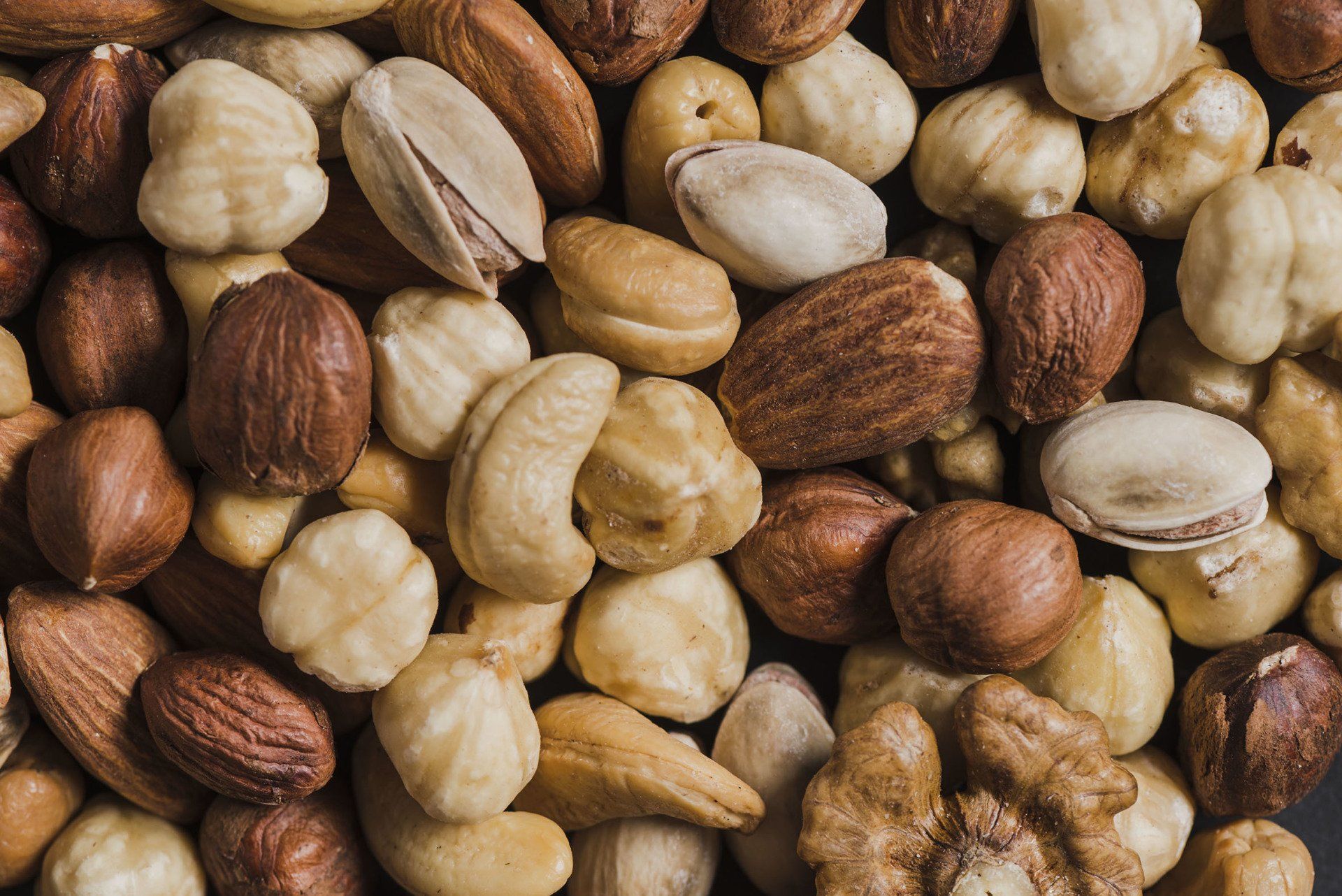 Brazil nuts hazelnut castanha nozes amêndoa cashew nut