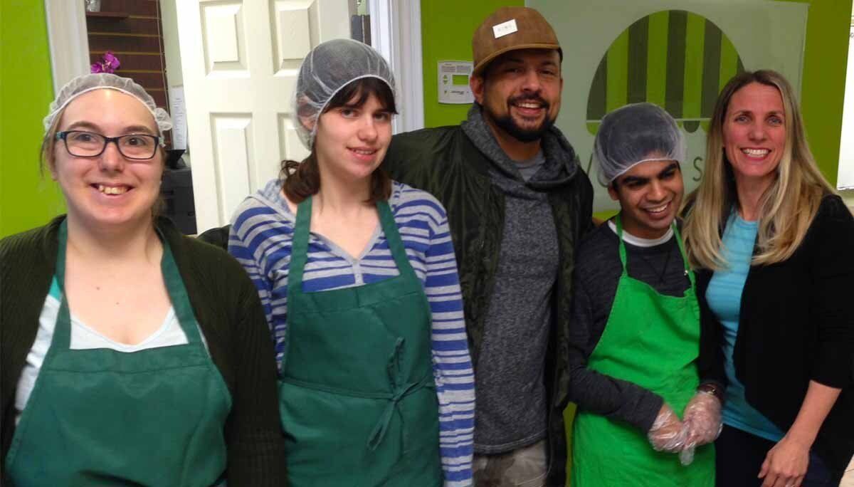 Sean Paul with staff and students at Wayne's Cup