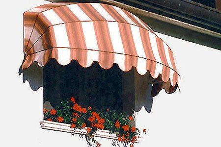 tenda a righe a cappottina