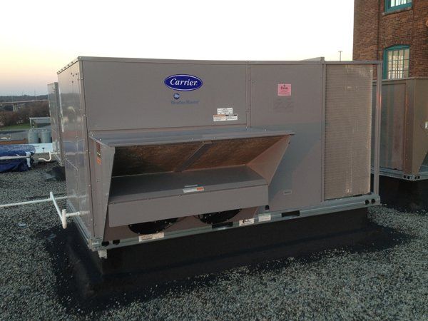 Carrier Rooftop Unit - HVAC Products in Swansea, MA Carrier Rooftop Unit - HVAC Products in Swansea, MA