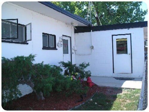 Mantayo Building - Dog school in Lakewood, CO Mantayo Building - Dog school in Lakewood, CO