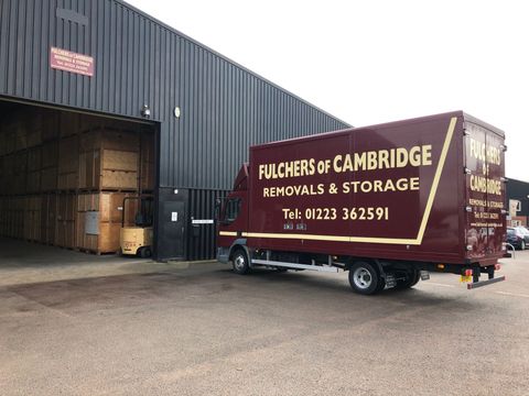 carton boxes in the transport vehicle