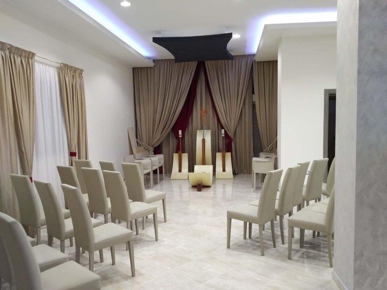 sala del commiato onoranze funebri crotne