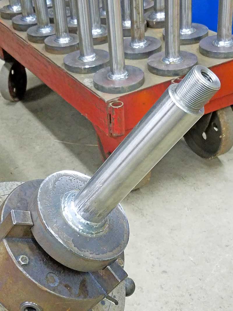 Model 1504 and PB2005 spindle shafts welded using Model PS-1F welding positioner