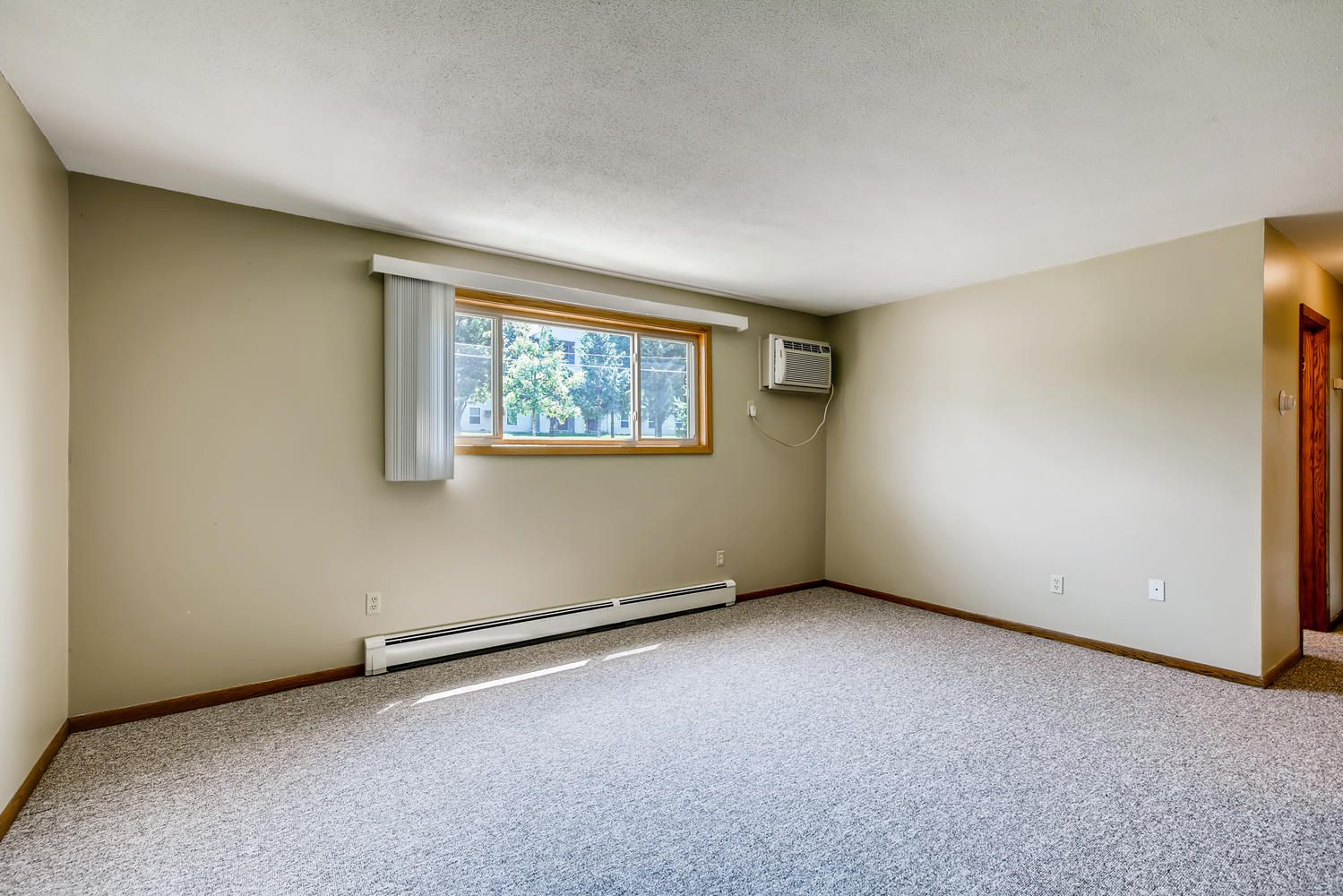 1307 Shakopee Avenue