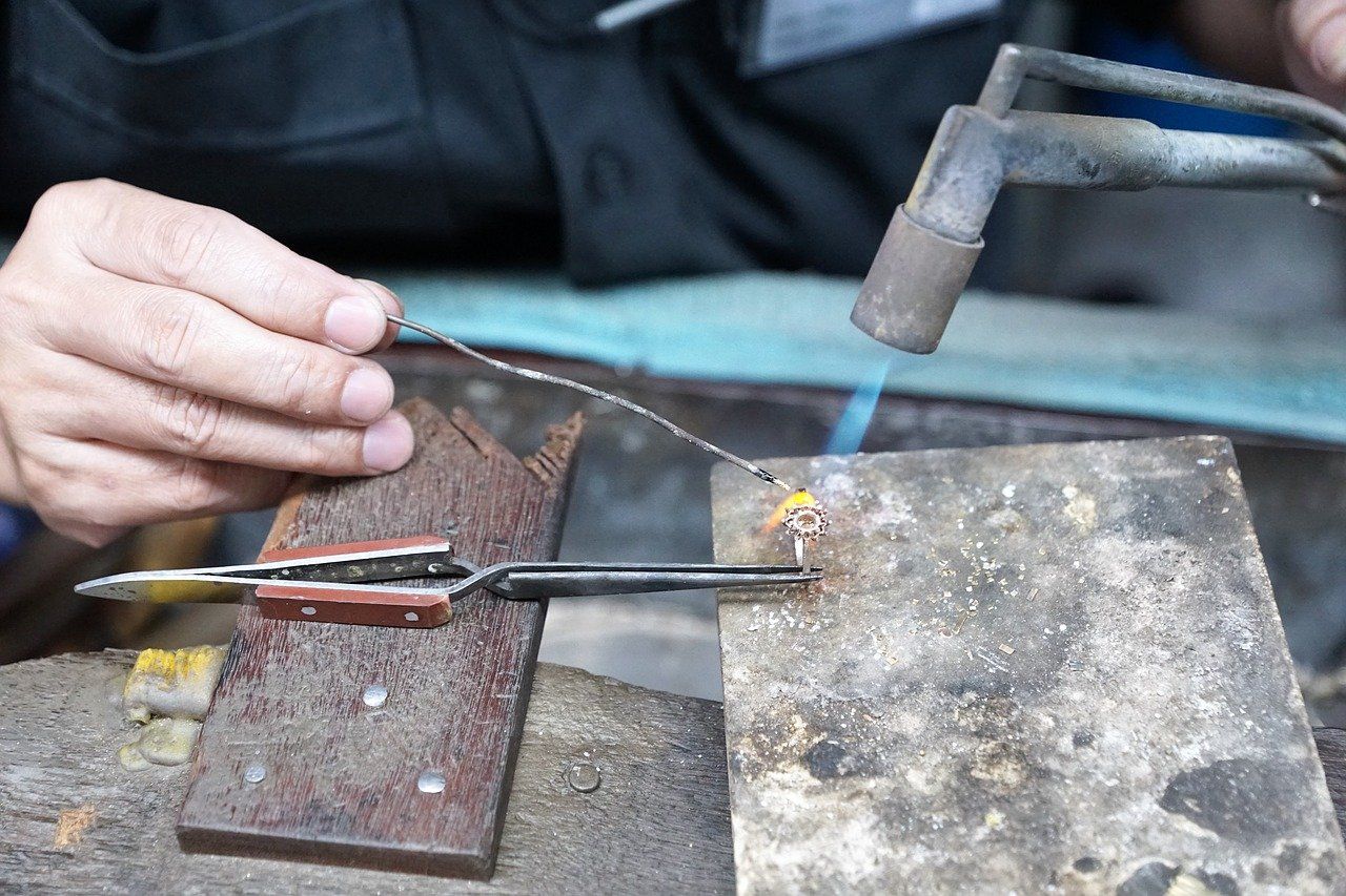 We repair. Jewellery repairs in Bournemouth Poole Ring Resizing Chain repairs onsite workshop Jewellery Jewellers Goldsmiths