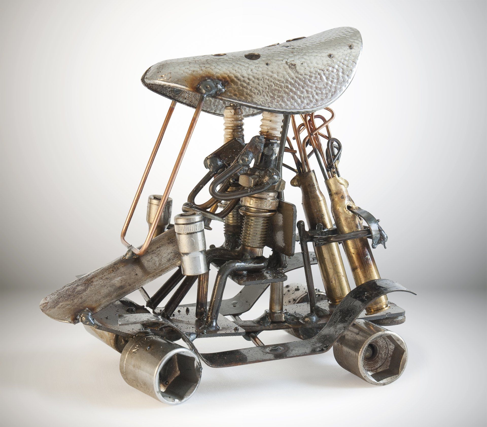 Sparkplug Sculpture - Golfcart with 2 Figurines