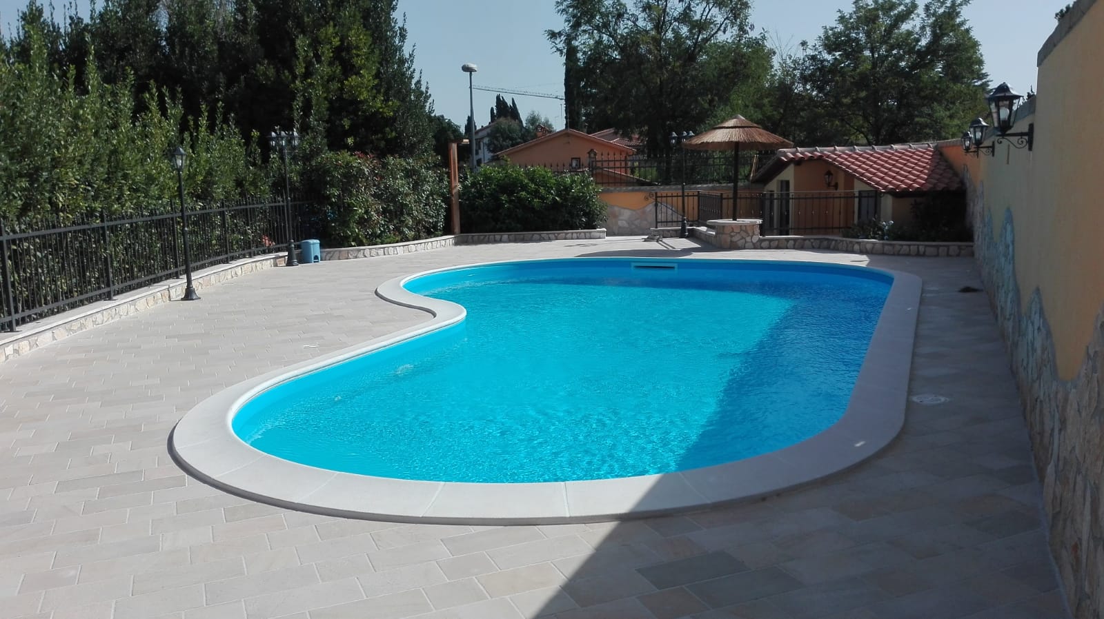 Piscina curva