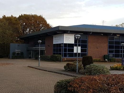 Dr Crespi Hertfordshire Clinic - click for more information Paediatric Gastroenterologist Dr Daniel Crespi Hertfordshire Kids Gastro Care
