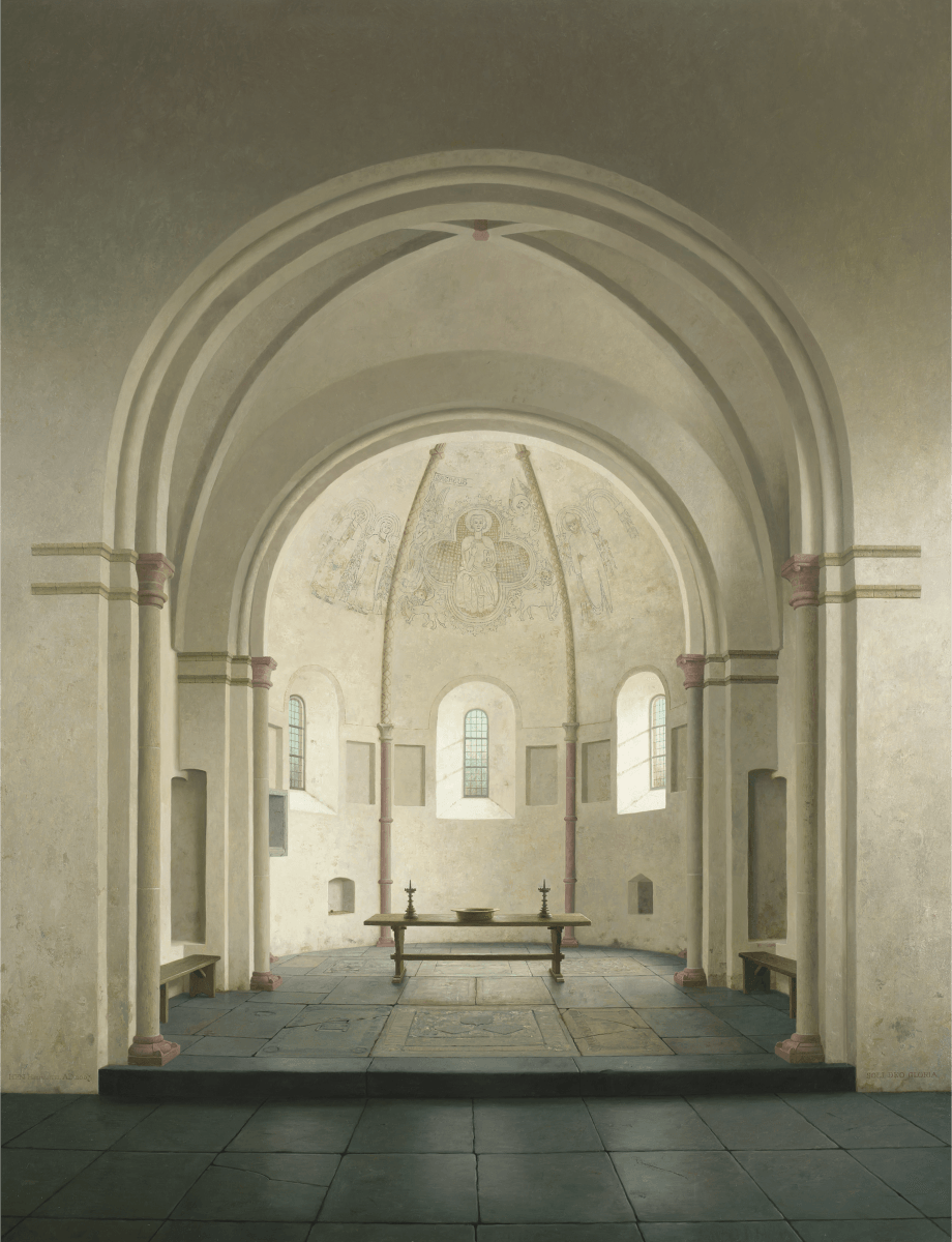 Helmantel De absis van de Romaanse kerk in Bozum