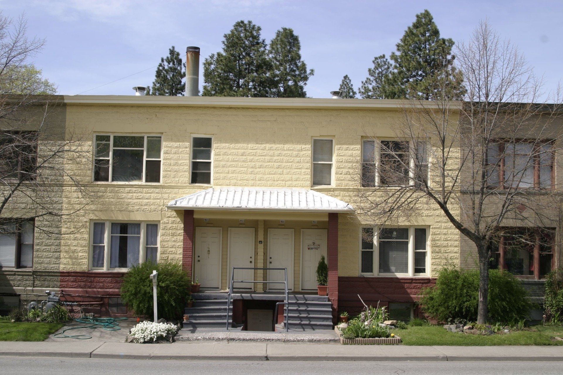 exterior yellow 1