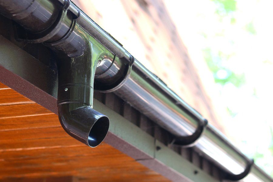 unfinished installation of roof gutter