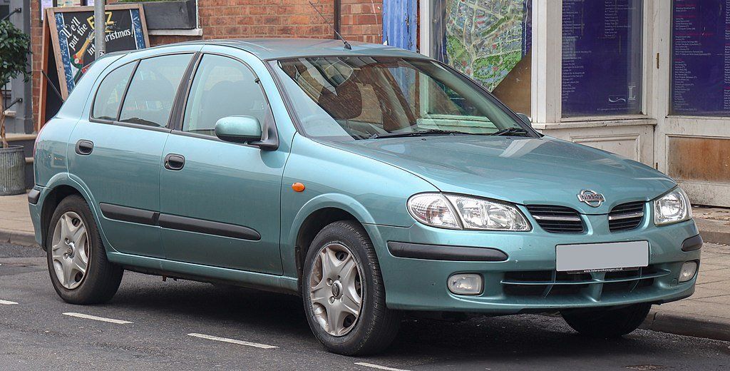 nisan almera 2000