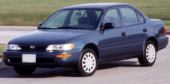 toyota corolla e10