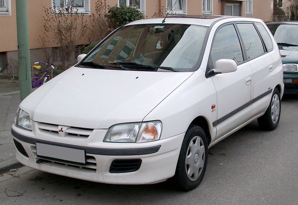 mitsubishi space star