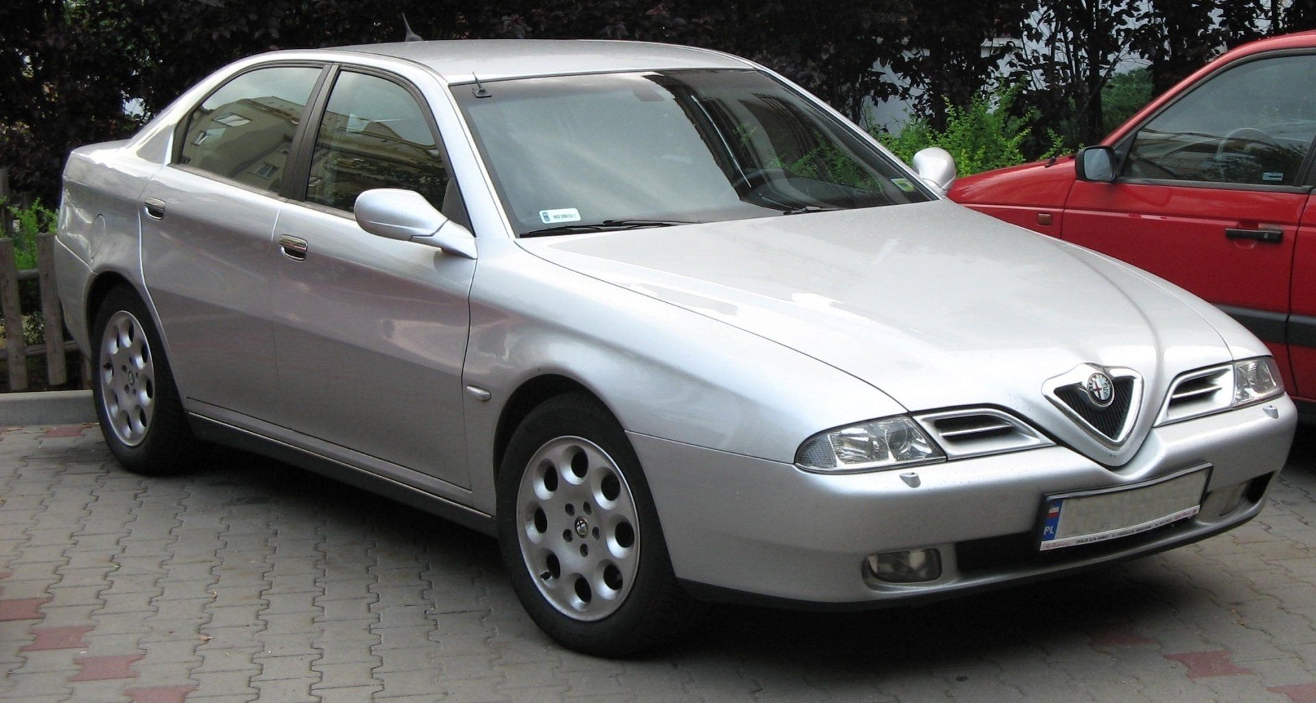 Alfa 166
