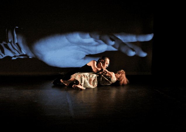 NOrmal-Life - Sebastiano Toma Normal Life, Sebastiano Toma, Roland Hofer, Irene Hofer, Lea Malenka Prinz, Swaen Oostrum, Little Big World, Tiger Lillies, Ruth Toma, Himmel Über Berlin, Kleinwüchsige, Wings of Desire, Contemporary Circus, Zeitgenössicher Circus, Circo Contemporaneo, New Circus, Cirque Nouveau, Nouveau Cirque, Balagan, The Time Between, Coaching, Theater, Performance, Meret Becker, Mark Chaet, Momo Kohlschmidt,