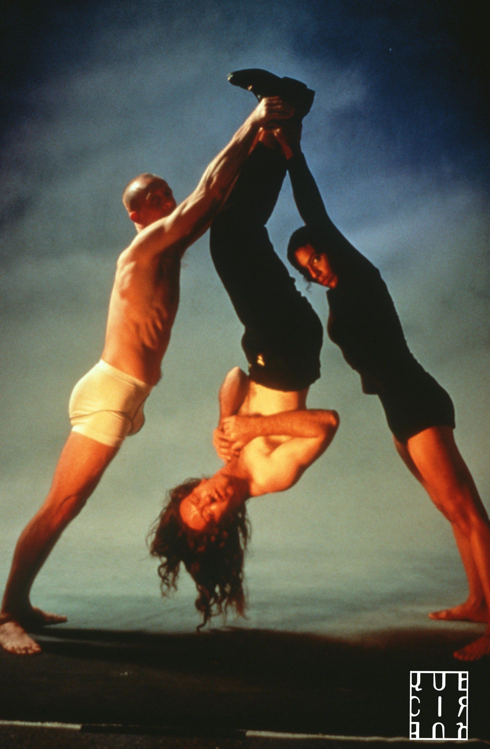 Que Cir Que, Zeitgenössischer Circus, Zeitgenössischer Zirkus, Sebastiano Toma, Contemporary Circus, Iniziative neuer Circus,  Cirque Ici, Circo contemporaneo, Cirque O,