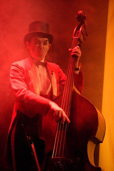Sebastiano Toma, sebastiano productions, Tiger Lillies Circus,contemporary circus, zeitgenössischer Zirkus, circo contemporaneo, Aureila Thiérree, 
