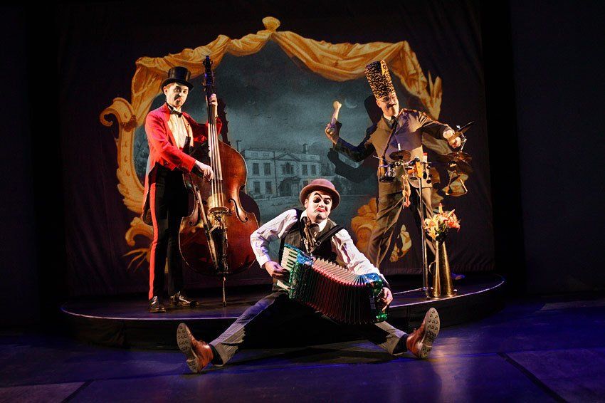 Sebastiano Toma, sebastiano productions, Tiger Lillies Circus, Martyn Jacques, contemporary circus, zeitgenössischer Zirkus, circo contemporaneo, Aureila Thiérree, 