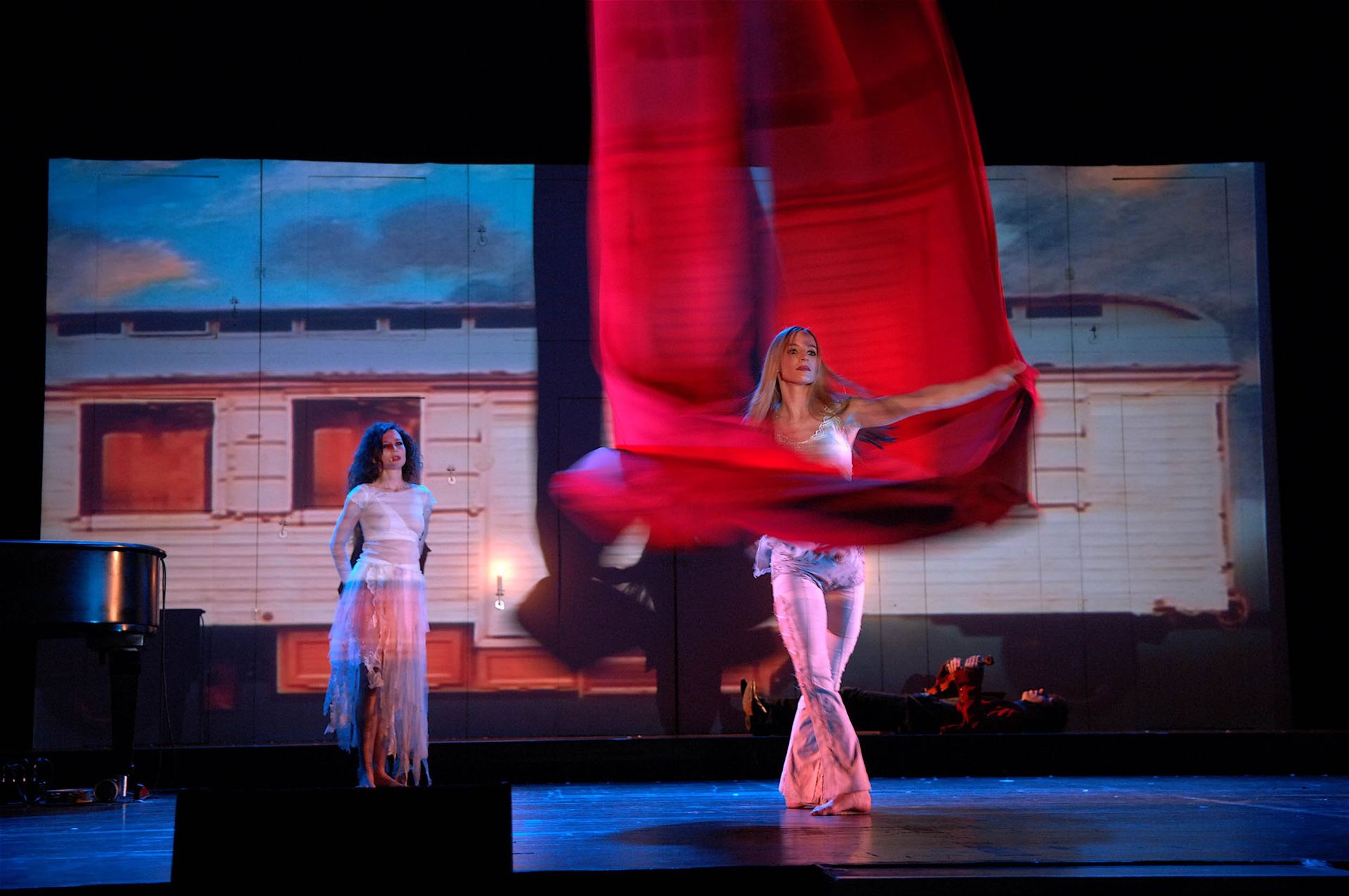 BALAGAN by Sebastiano Toma, zeitgenössischer Zirkus, Contemporary Circus