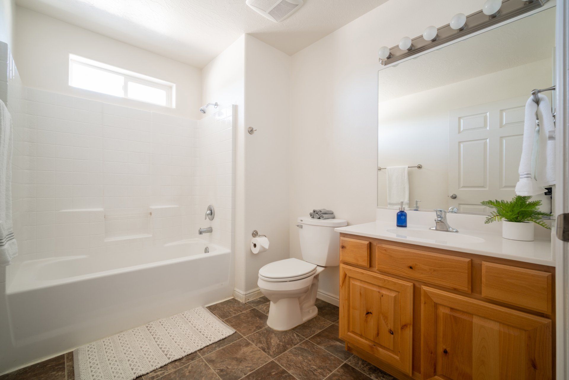Dixie Red Sands South
Student housing near Utah Tech
Off-campus housing in St. George