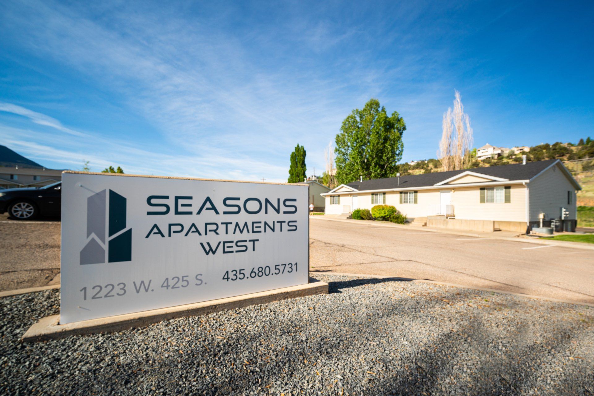 Seasons Apartments offers furnished private and shared student housing near SUU. Features large bedrooms, in-unit laundry, and a prime location just a short distance from Southern Utah University