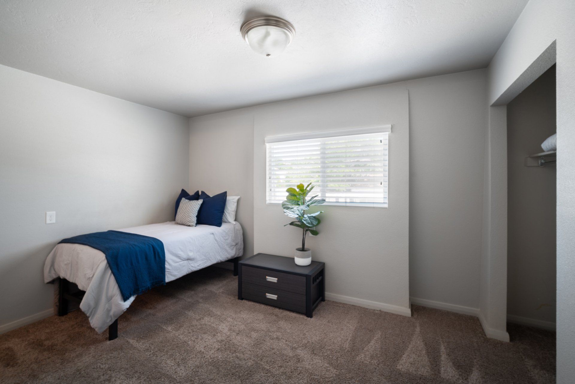 The Stay Student Housing
Student housing near Utah Tech
Off-campus housing in St. George