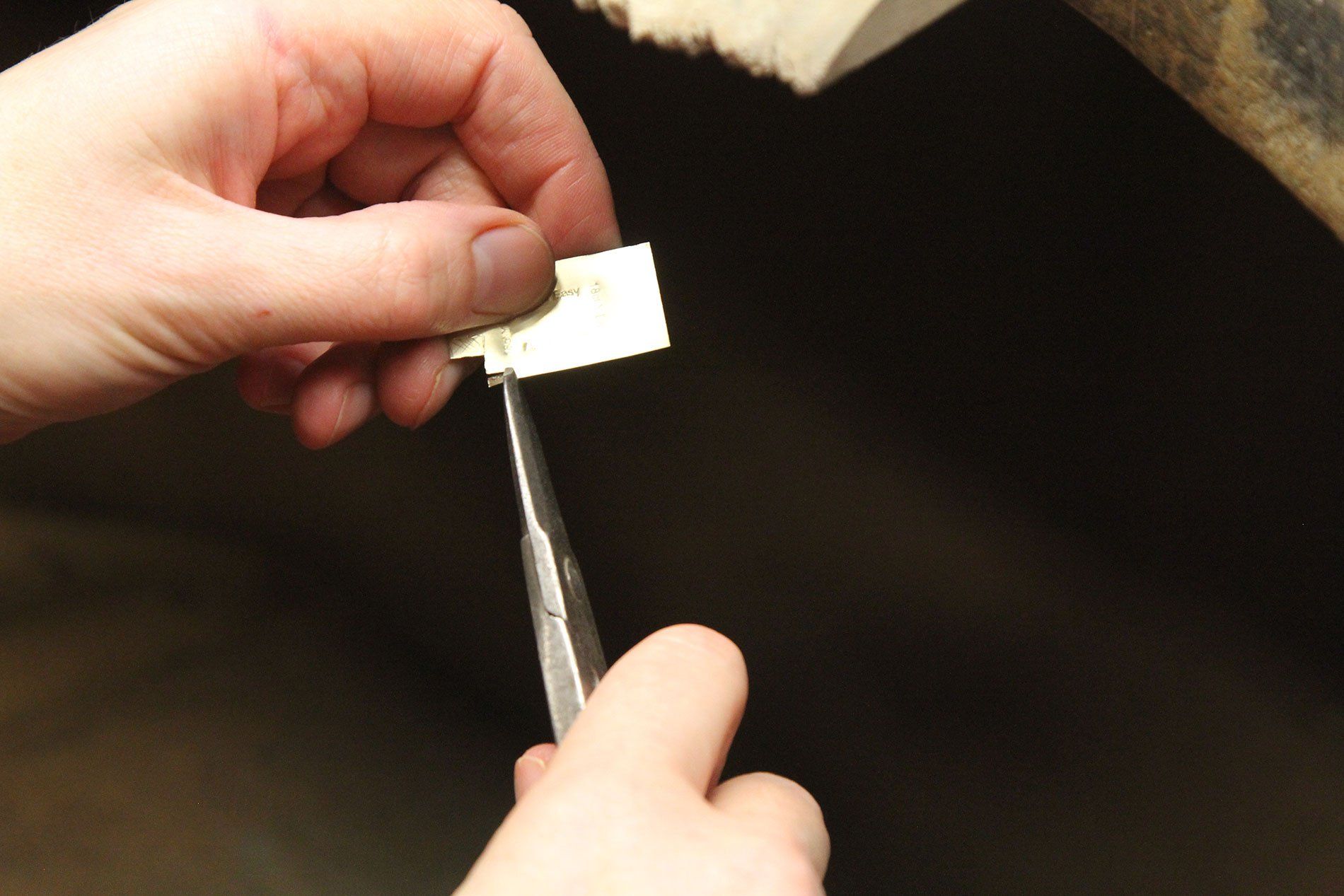 Cutting paper