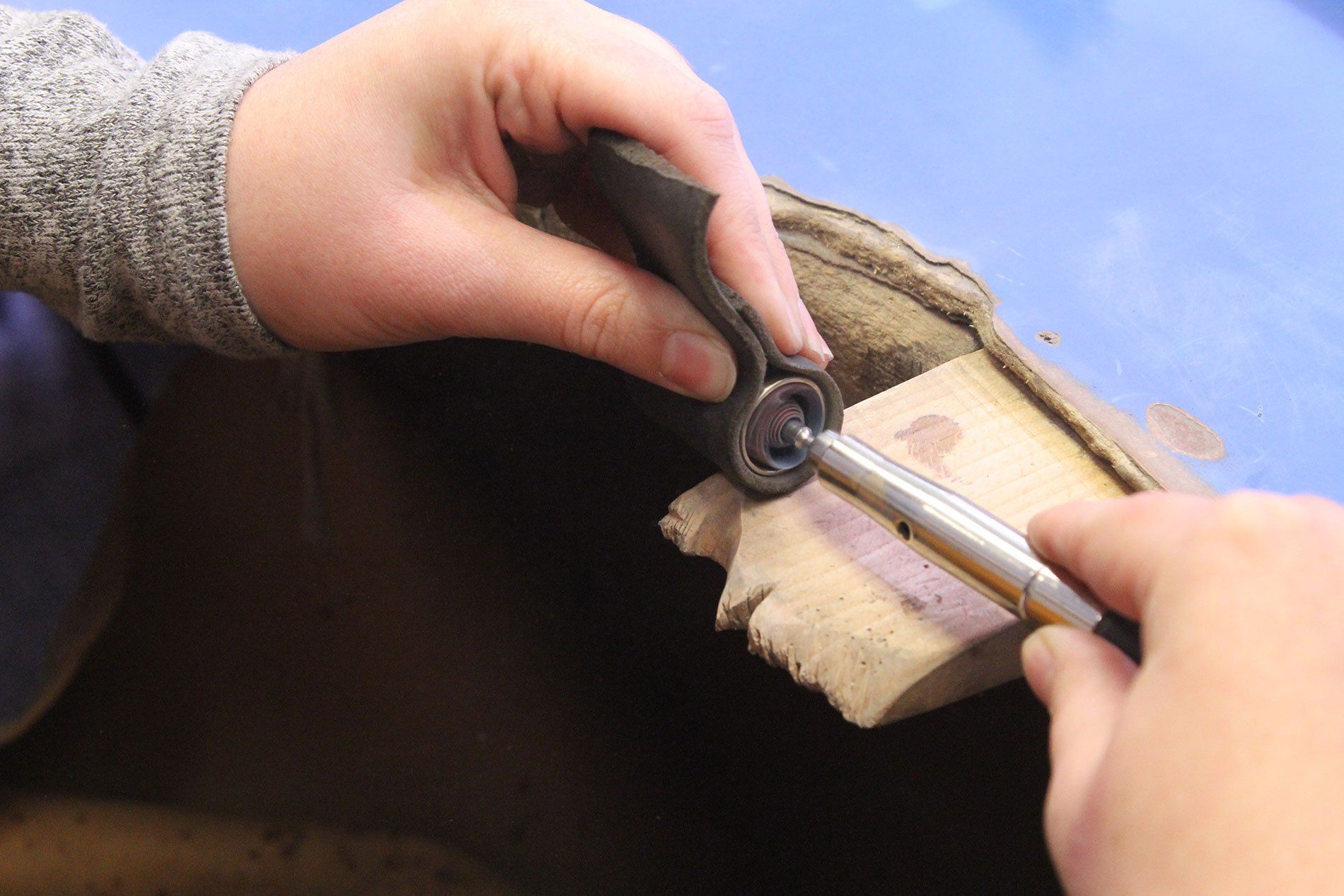 preparing jewellery