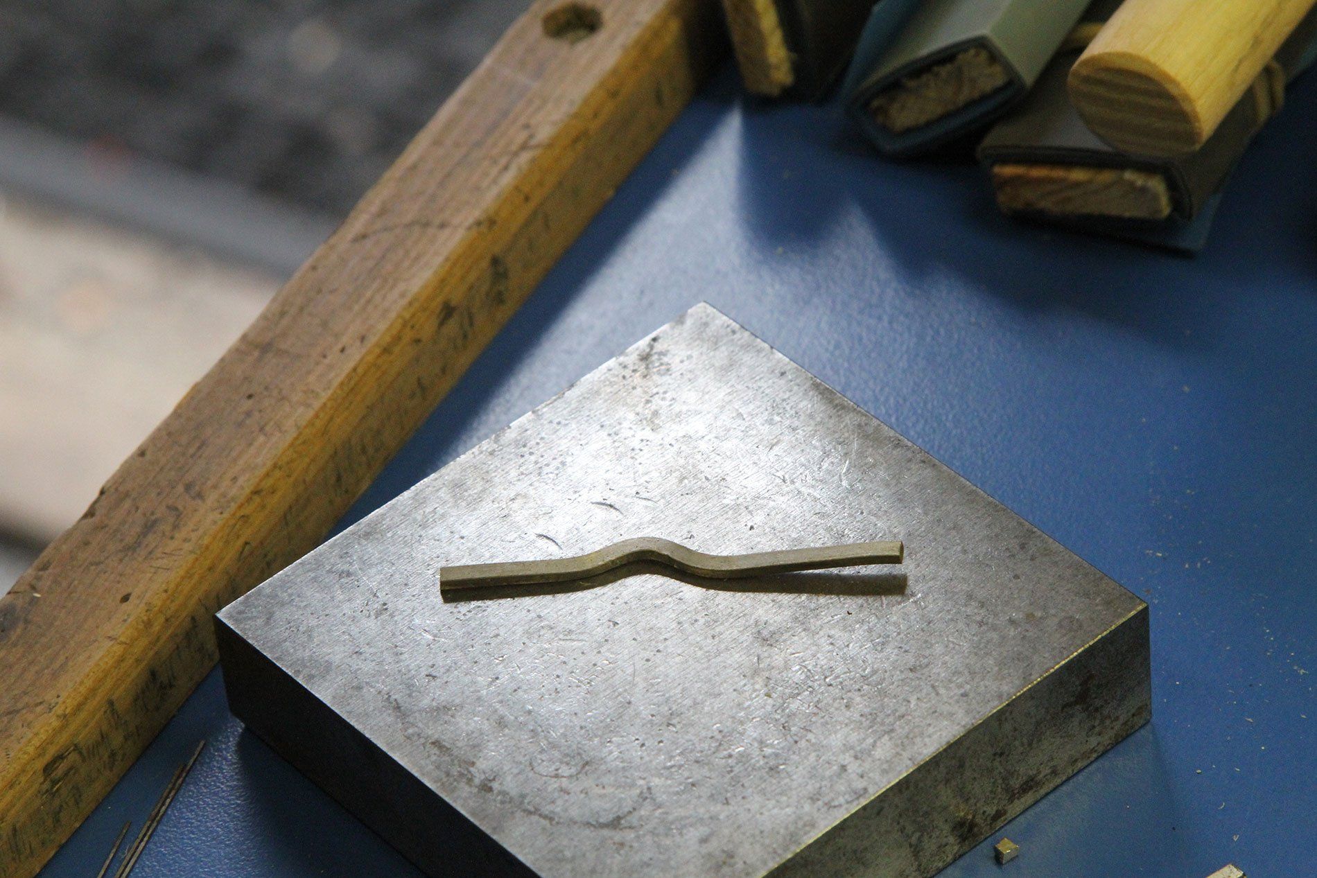 preparing jewellery