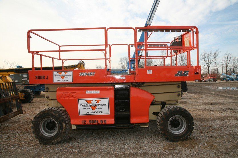 JLG 3394RT Scissor Lift Side View — Chesapeake, VA — Virginia Equipment Rental