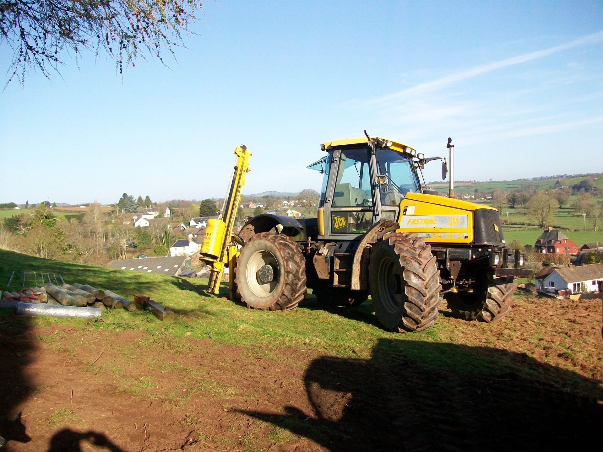fencing machinery
