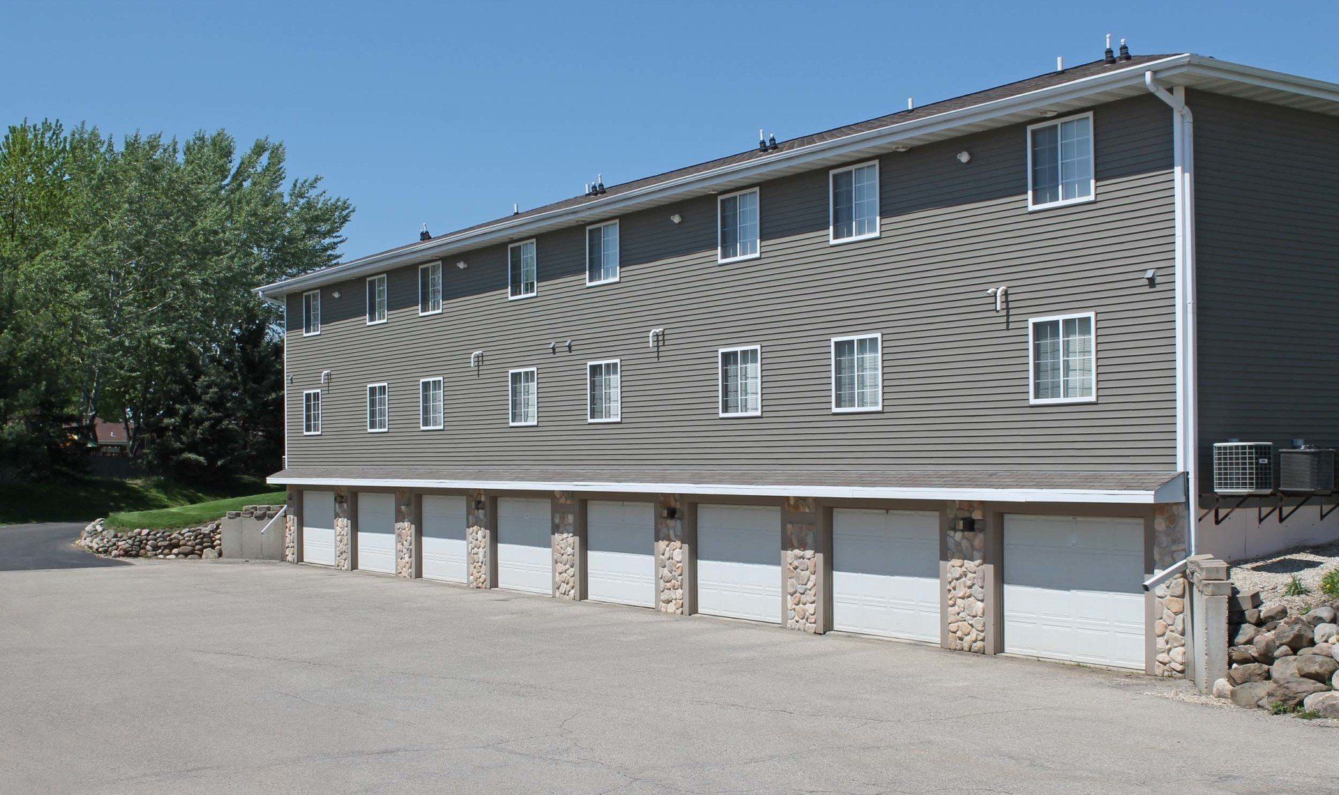 MidVale Townhomes and Apartments