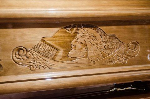 Dettaglio cofano funebre