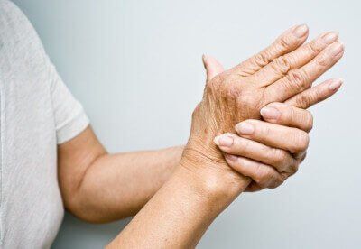 rubbing your painful hand