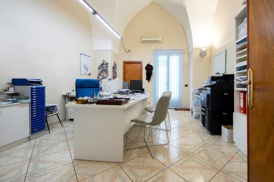 pratiche per uffici pubblici