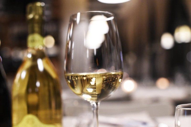 Calice di Vino bianco Franciacorta Ca' del Bosco