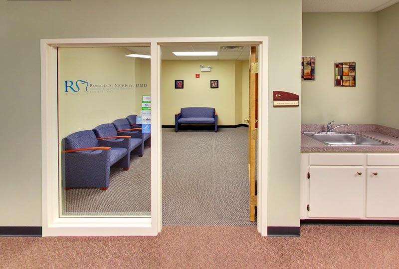 Front Door - Murphy Dentistry office