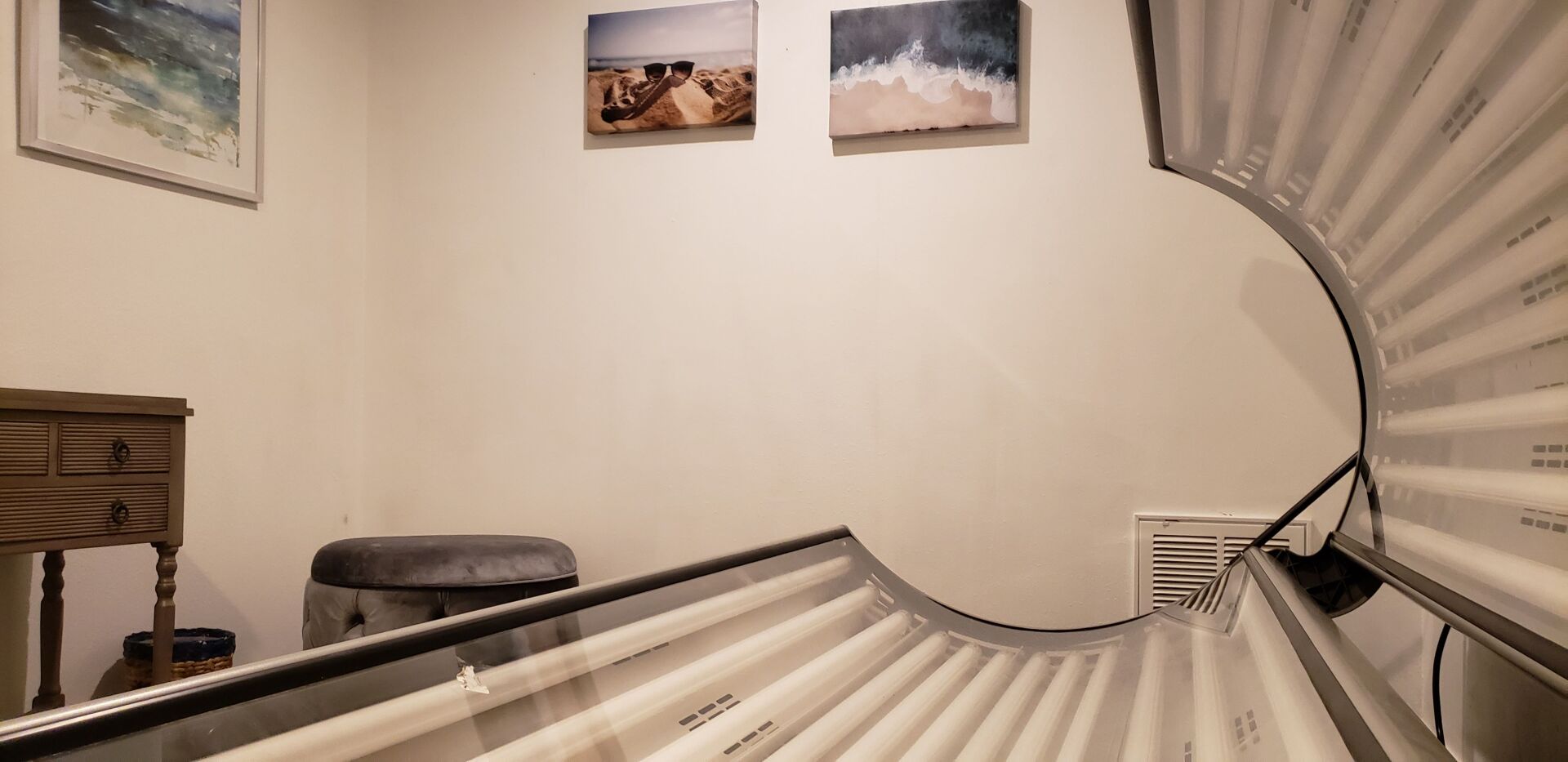 tanning bed