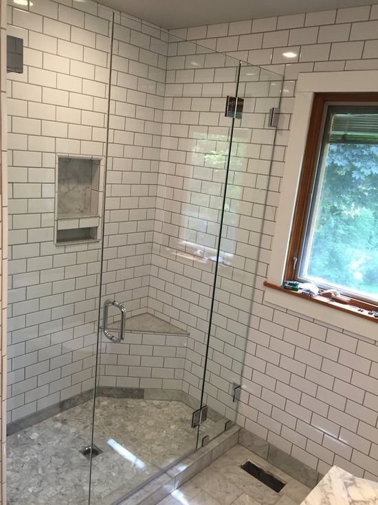 Clear Glass Door With Aluminum Handle — Buckeye Custom Glass — Canal Winchester, OH