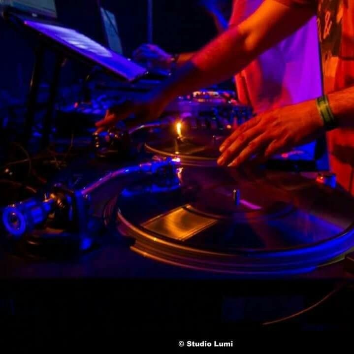 Vinyl Mixing