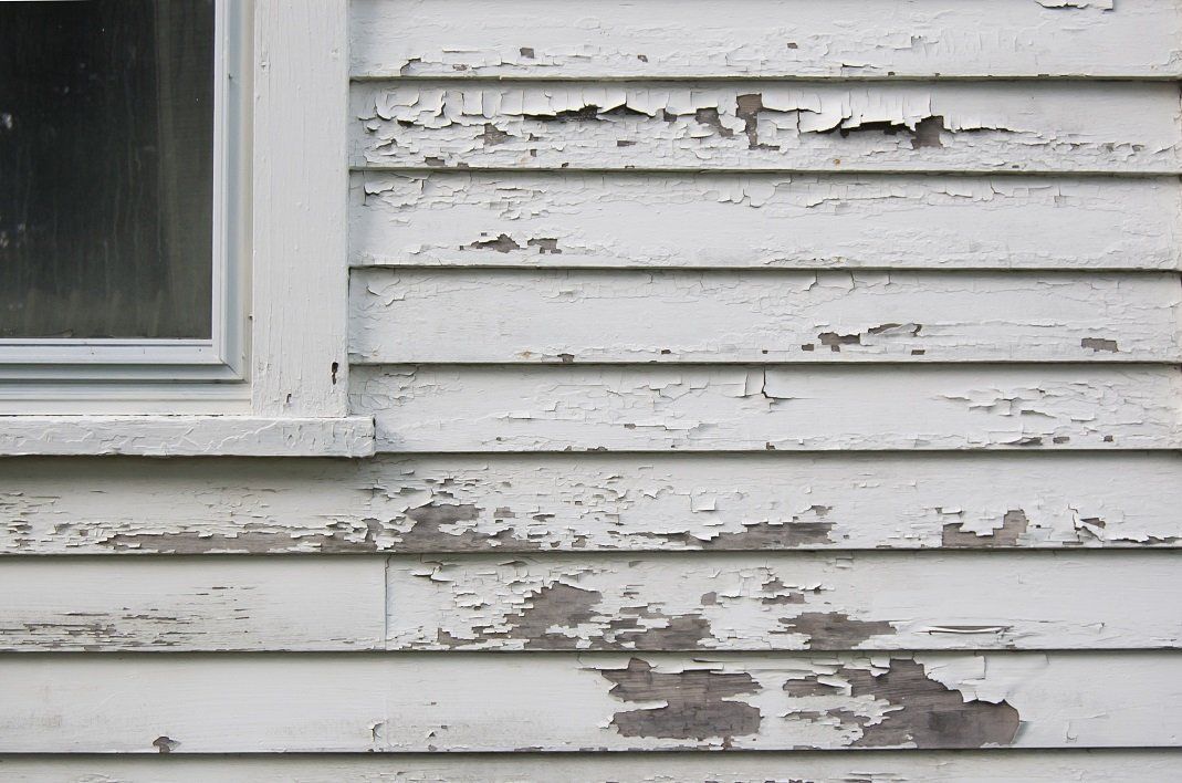 Siding Peeling Paint ─ Mercer, PA ─ Gerlach’s Seamless Gutters & Home Improvements