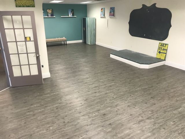 Empty Room — Clifton, NJ — Evergreen Commercial Real Estate Brokers Inc